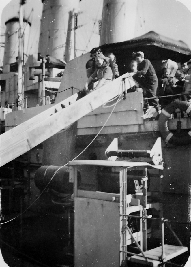 Bergen May 1945 local children