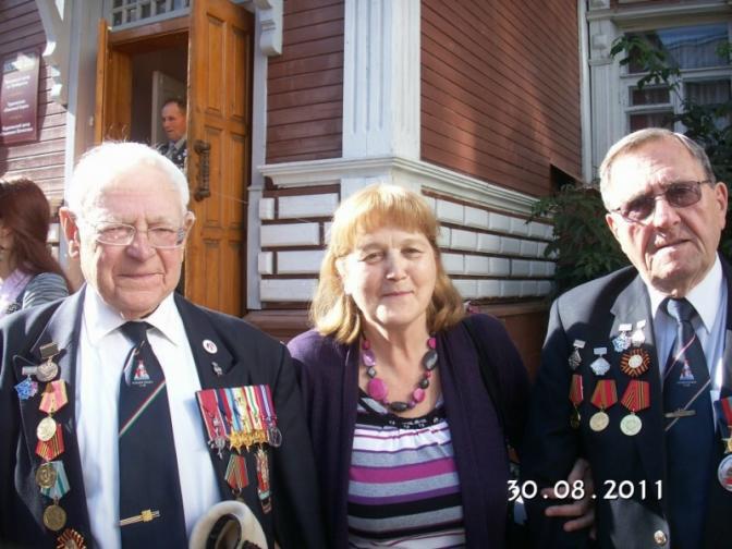 Gordon and Ernest Kennedy at Dervish commemorations in Archangel 2011