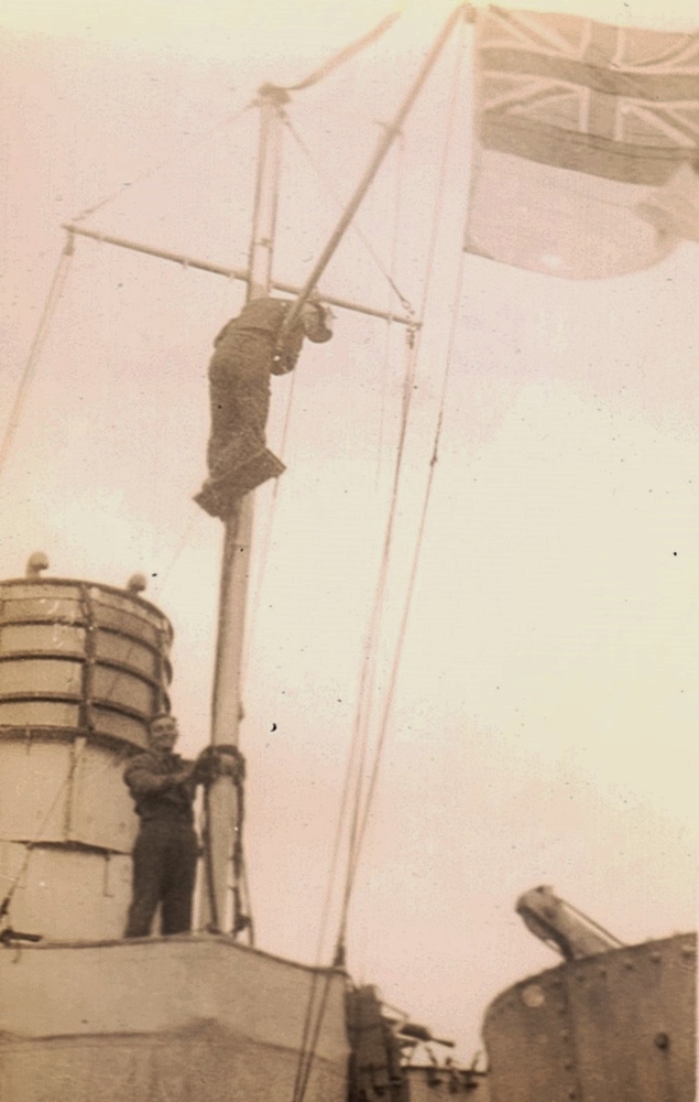 Painting the main mast