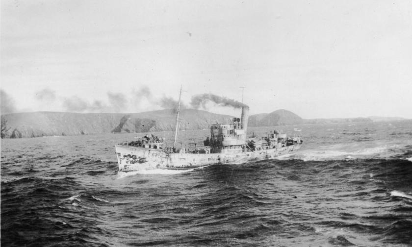 HMS Paynter in Iceland 1943